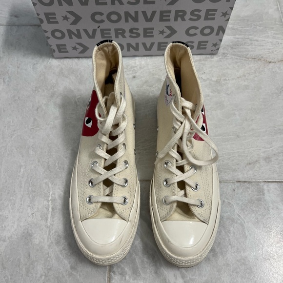 Converse x Comme des Garçons PLAY Chuck 70 - Picture 2 of 6